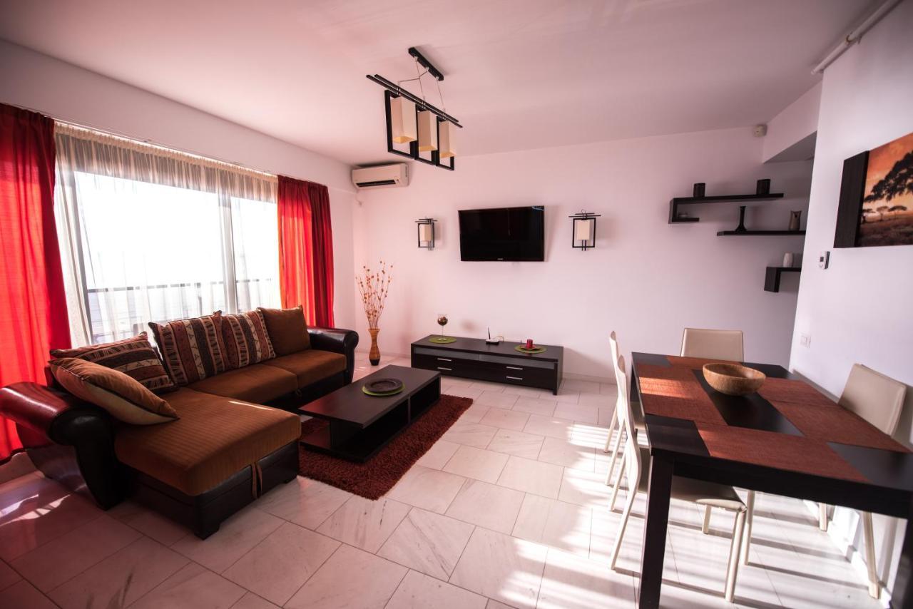 Sns Apartament In Vila Sophia Мамая Екстериор снимка