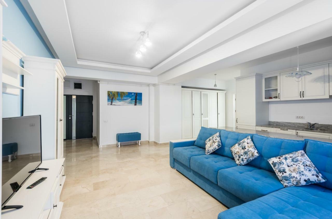 Sns Apartament In Vila Sophia Мамая Екстериор снимка
