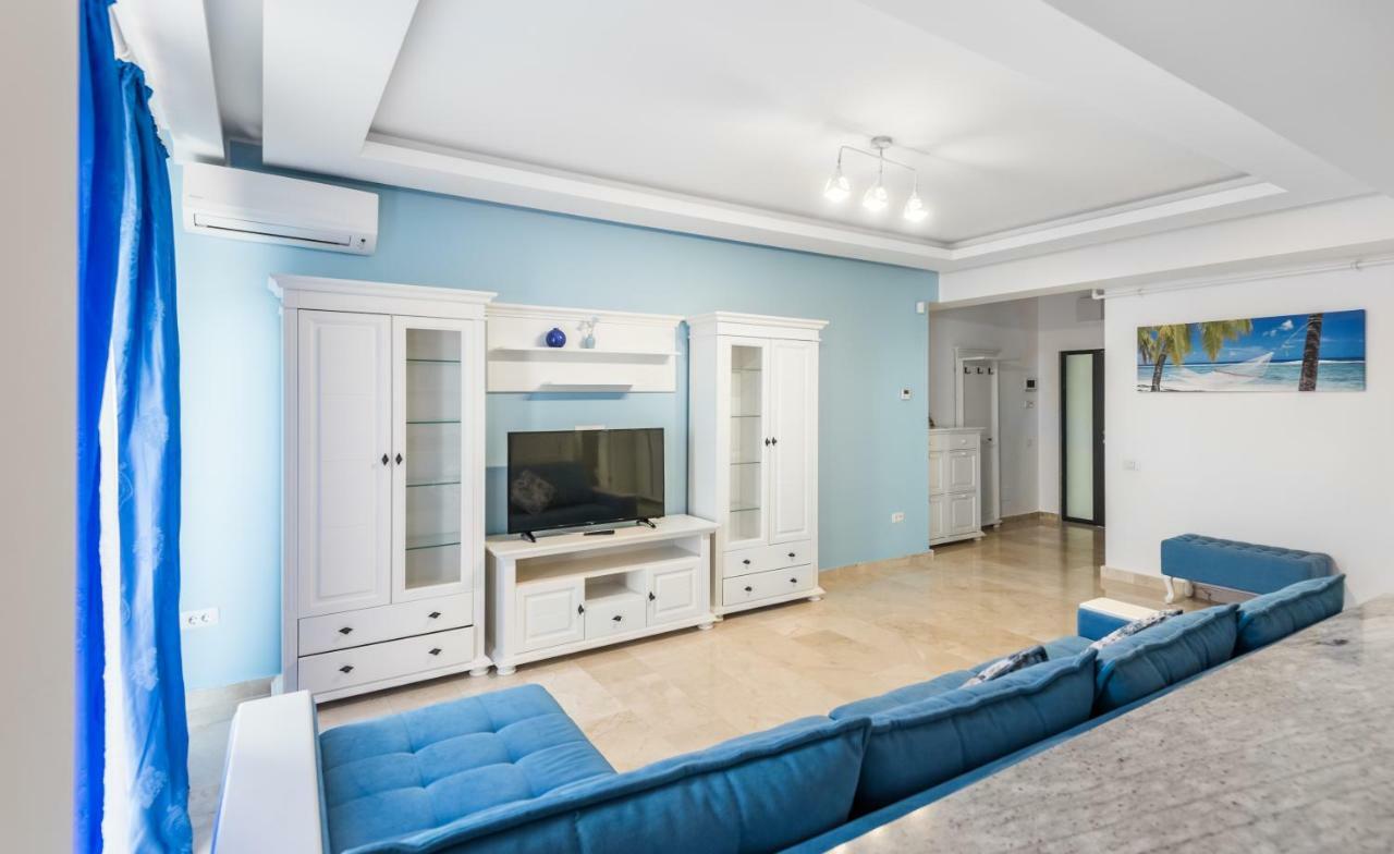 Sns Apartament In Vila Sophia Мамая Екстериор снимка
