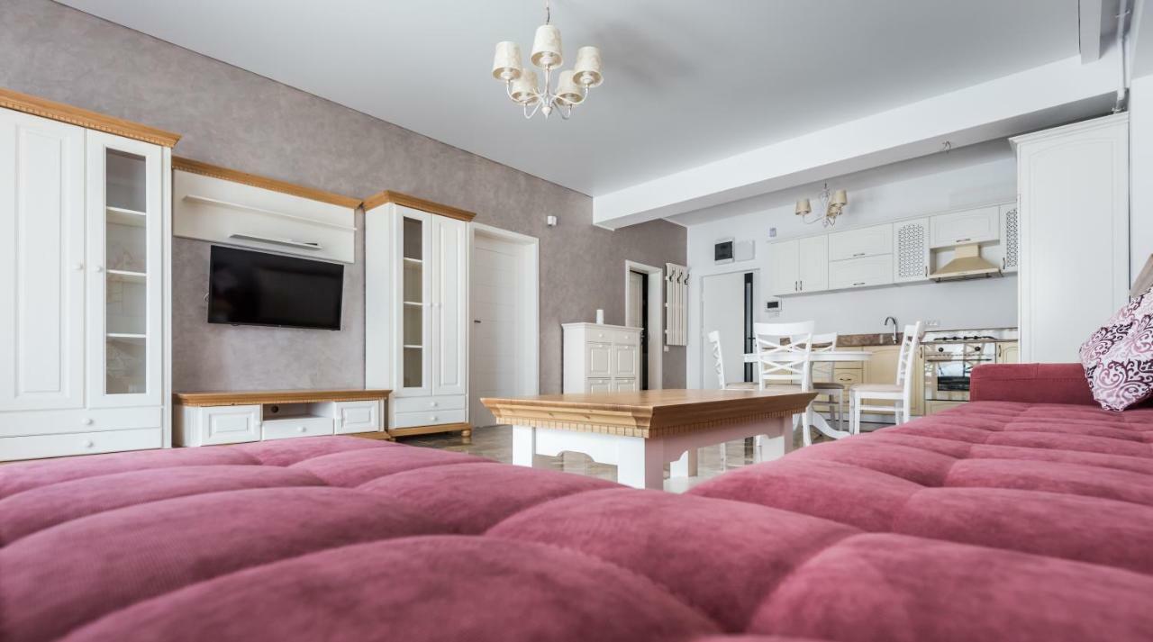 Sns Apartament In Vila Sophia Мамая Екстериор снимка
